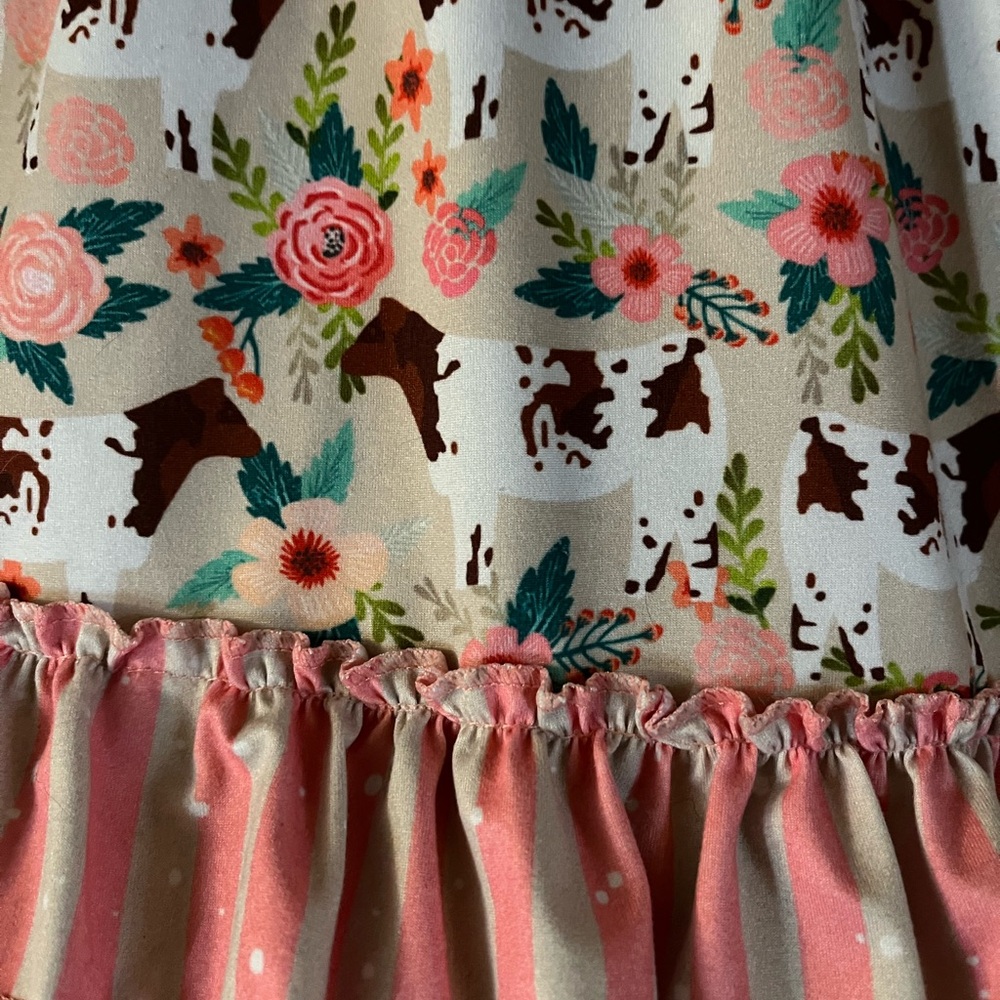 Clover Cottage cow print dress, size 7-8 - Picture 2 of 4